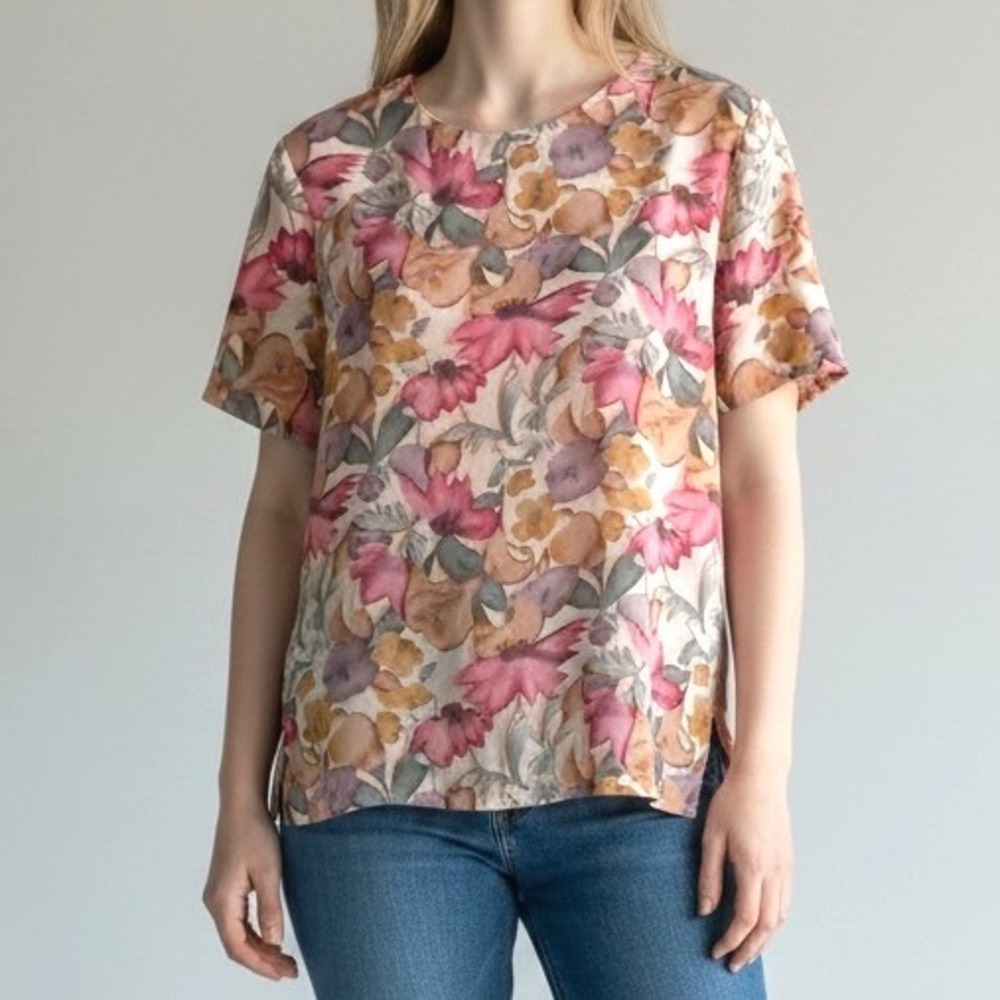 Vintage Short Sleeve Floral Silk Top Cream Pink Feminine Colorful Sz 6 Petite